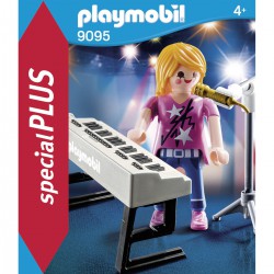 Playmo Chanteuse Avec Synthe