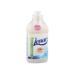Flacon 711Ml Assouplissant Sensitive Touche Douceur Lenor